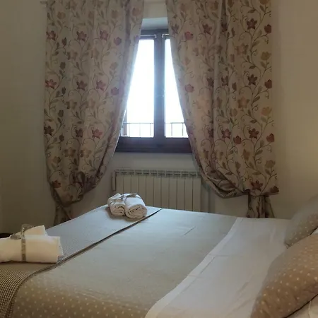 Apartment Piazza Santa Chiara *