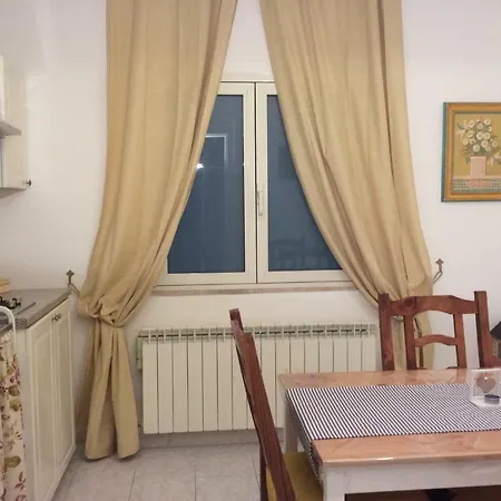 Apartment Piazza Santa Chiara Assisi