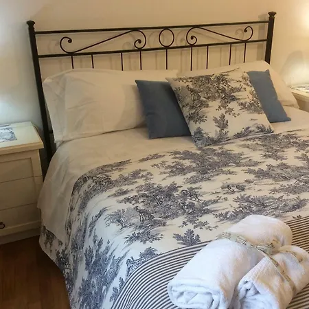 Apartment Piazza Santa Chiara Assisi